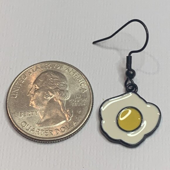 Egg Earring, Funny Food Earring, Cooking Earring, Chef Earring, Fried Egg - Picture 6 of 6